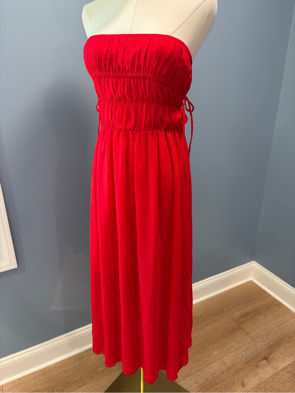 Outcast Red Strapless Maxi Dress XS Smocked Ruched Tie Waist - Picture 3 of 8